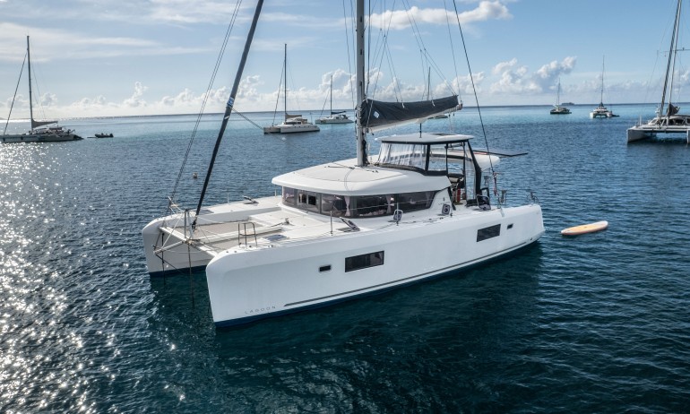 LAGOON 42 OWNER 3 CABINS 1