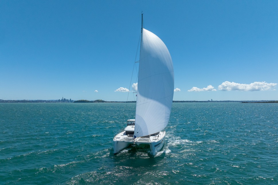 Lagoon 450S 07 Exterior