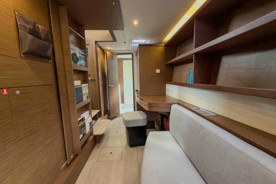 LAGOON 42 OWNER 3CABINS 37