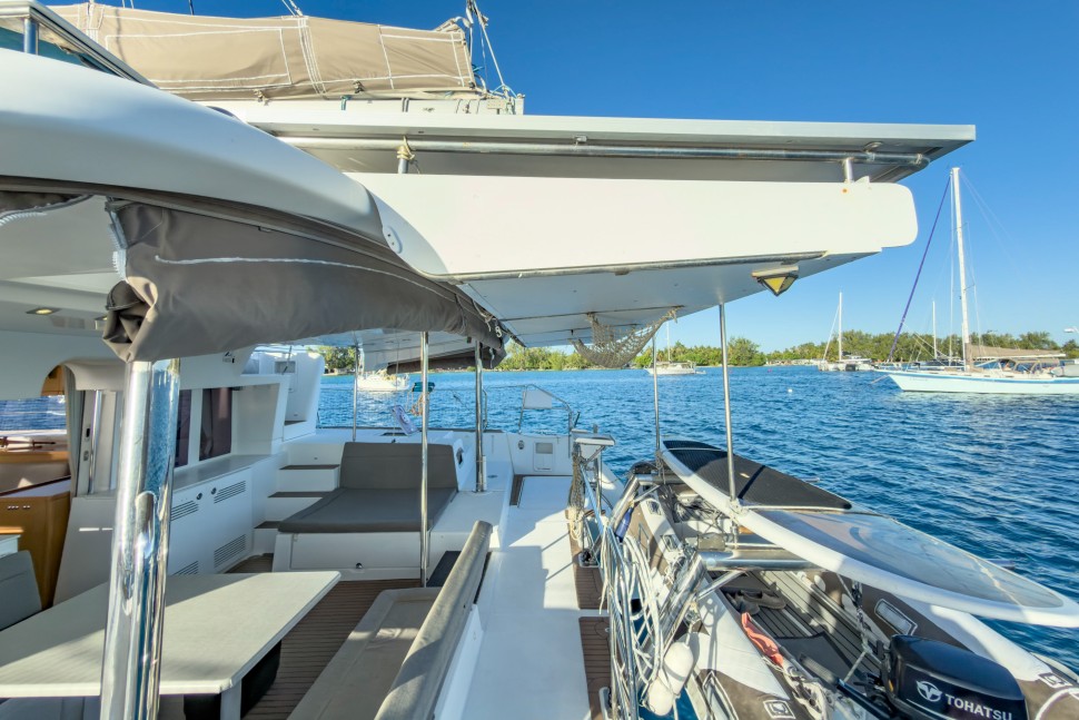 LAGOON 450F 9