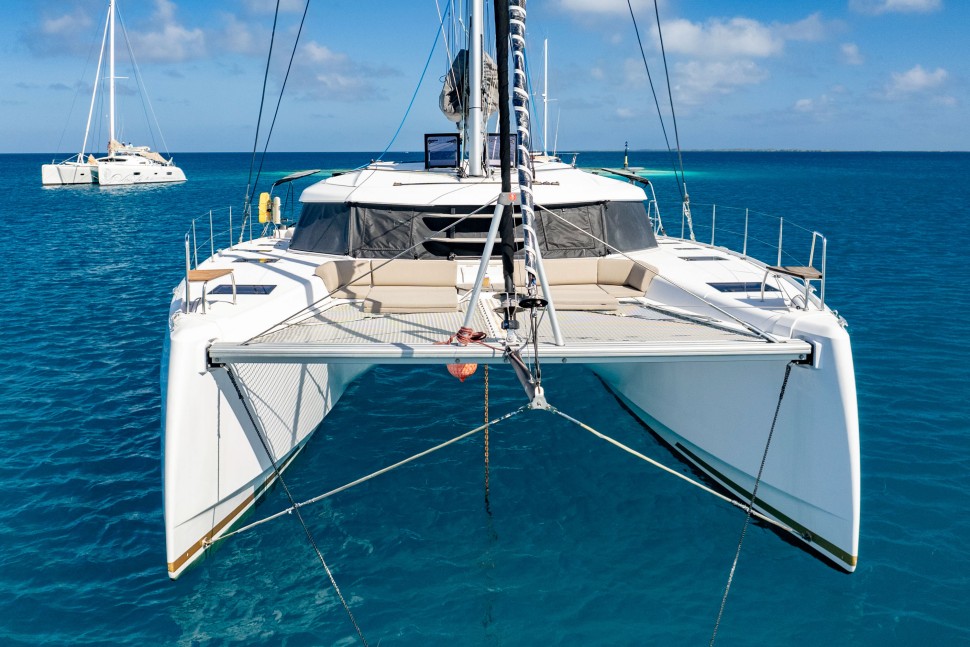 NAUTITECH 44 OPEN OWNER 3 CABIN 42