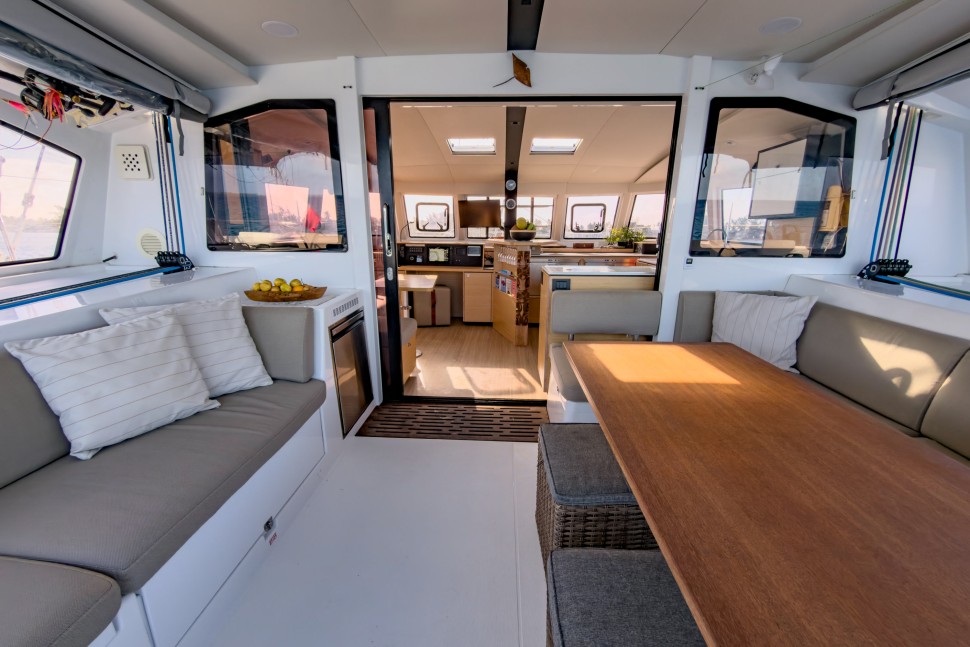 NAUTITECH 44 OPEN OWNER 3 CABIN 45