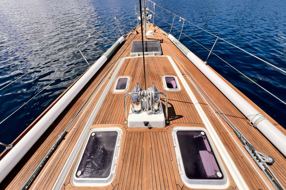 NAUTOR SWAN 60 13 TEAK DECK