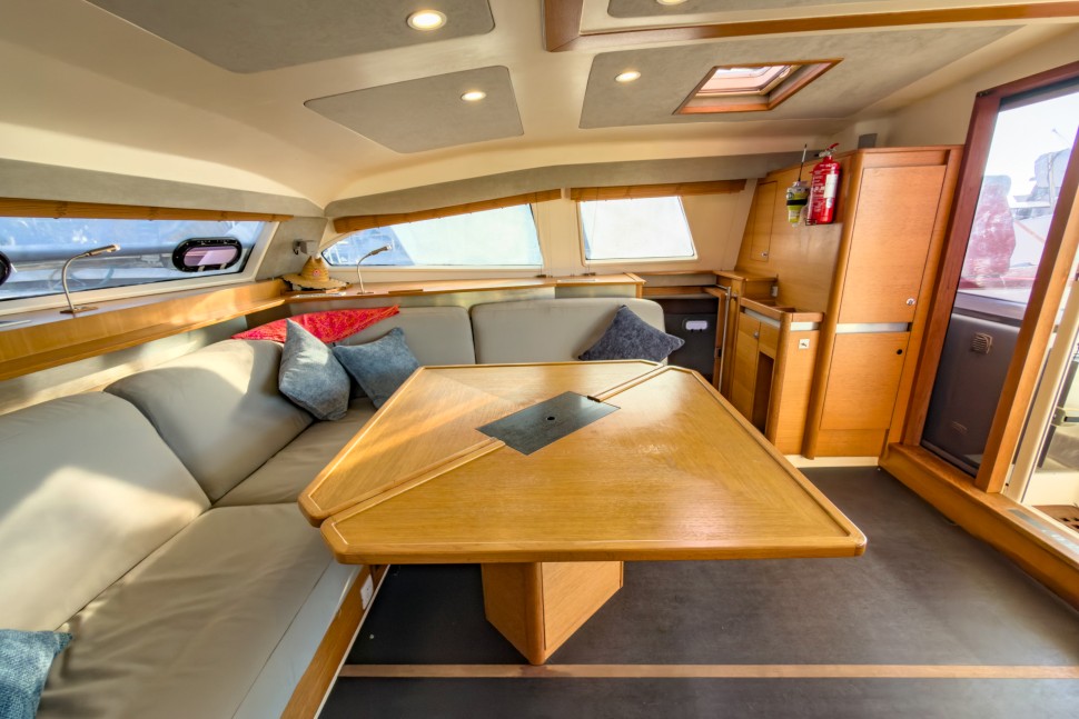 catana 50 15 saloon seating view