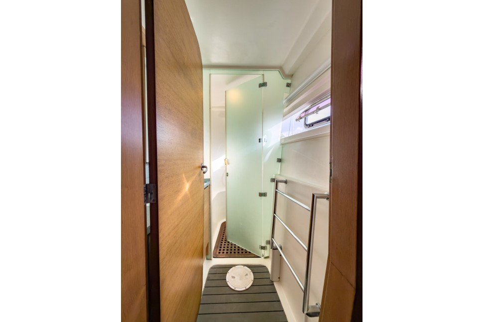 catana 50 28 bathroom shower stall